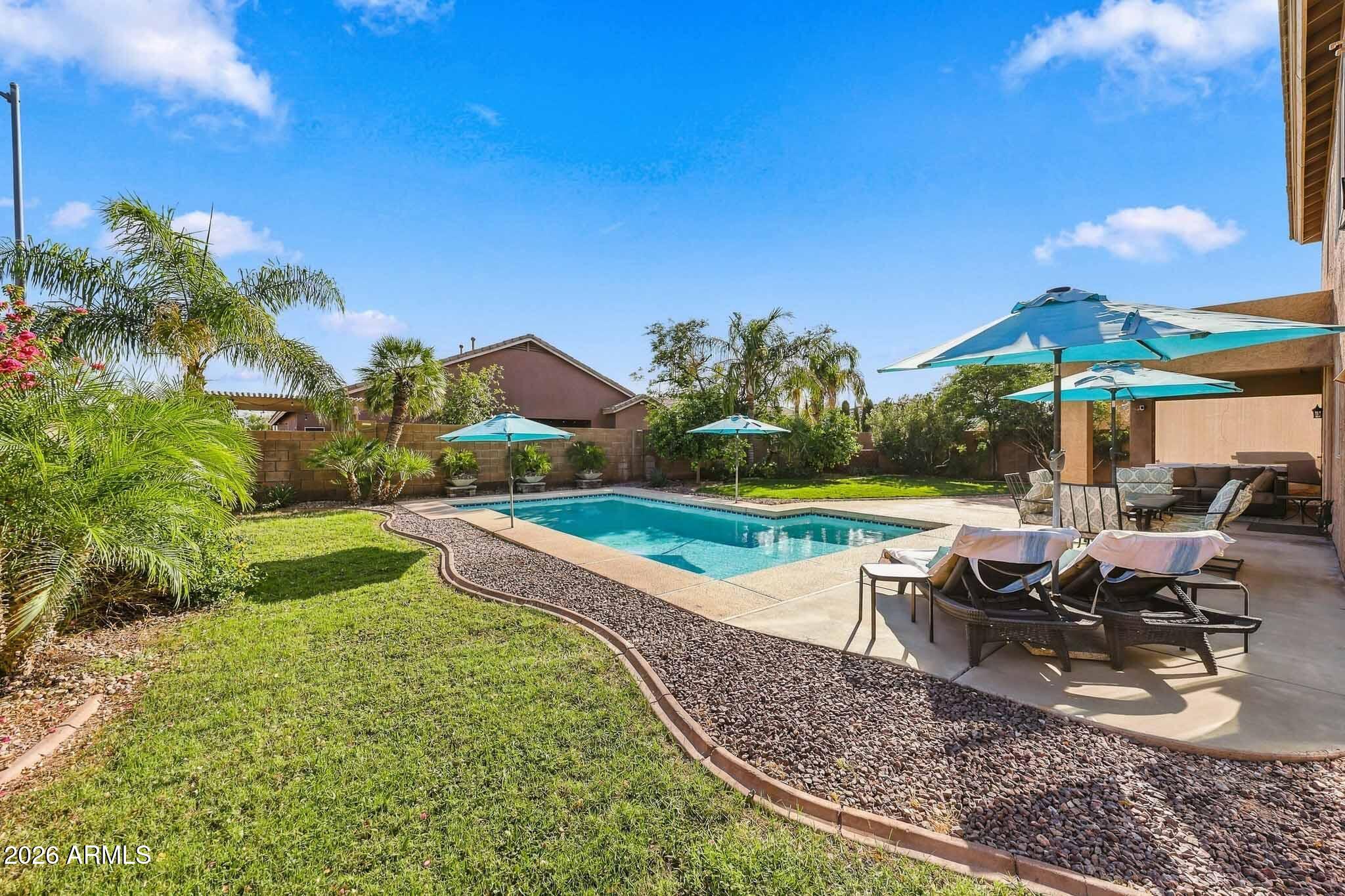 7125 W BRONCO Trail