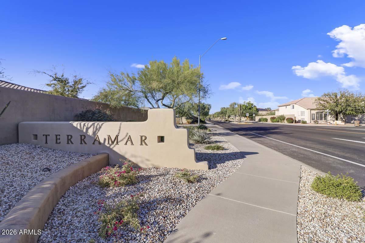 7125 W BRONCO Trail