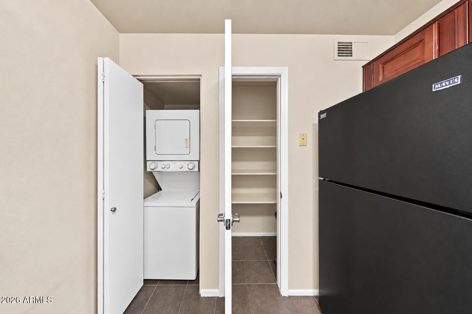 10055 E MOUNTAINVIEW LAKE Drive 2009