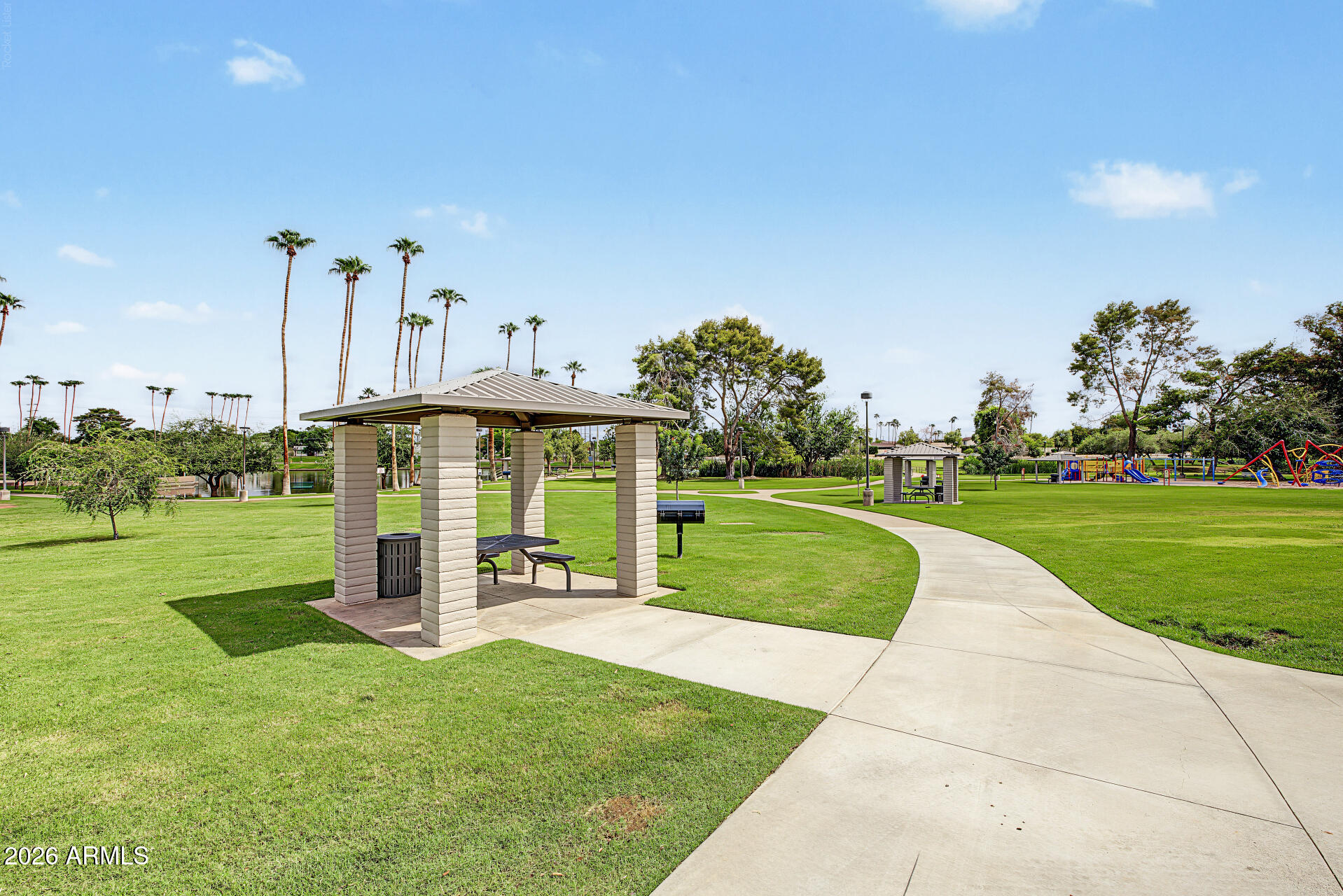 7426 E PALM Lane
