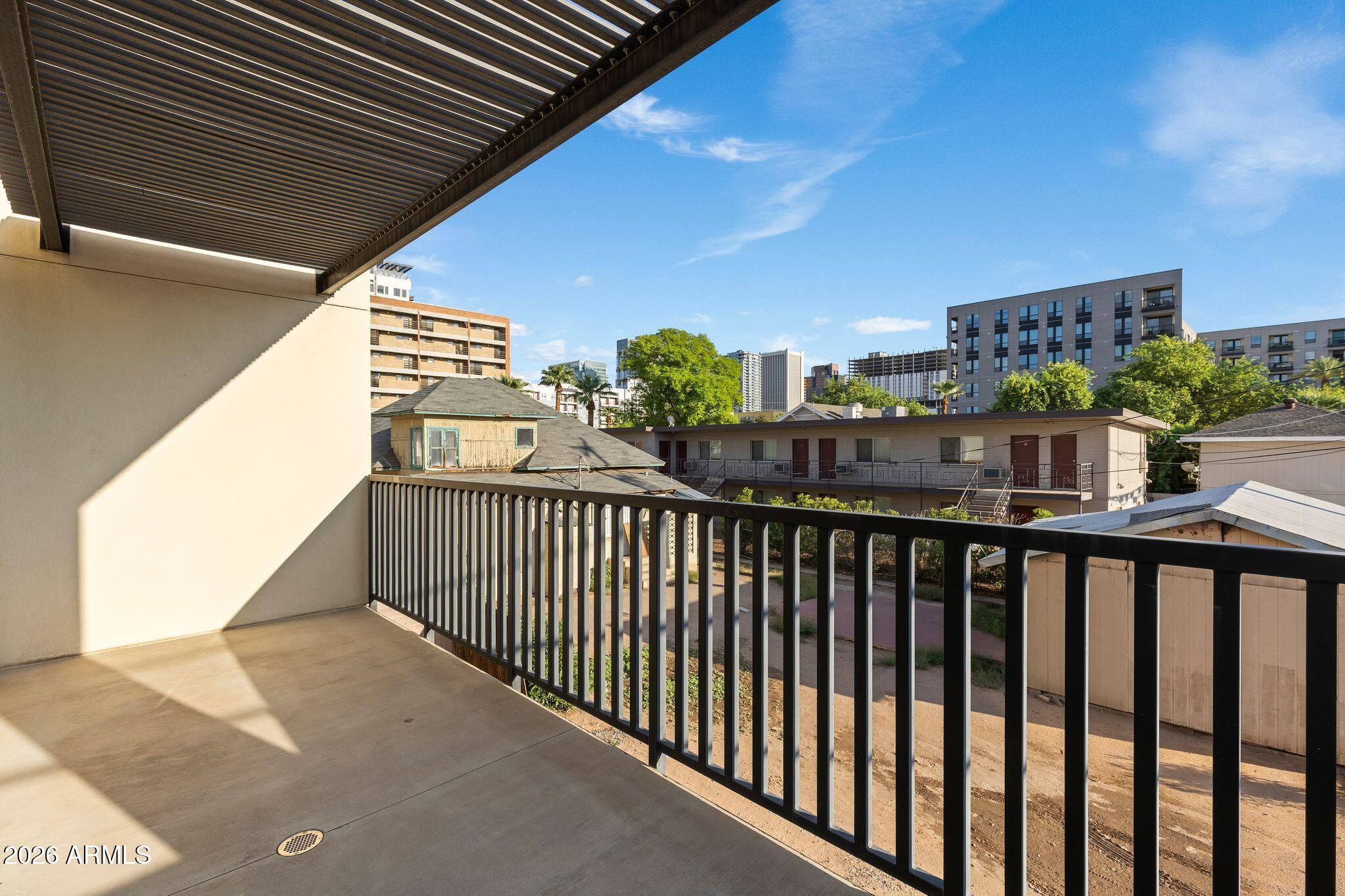 620 N 4TH Avenue 7