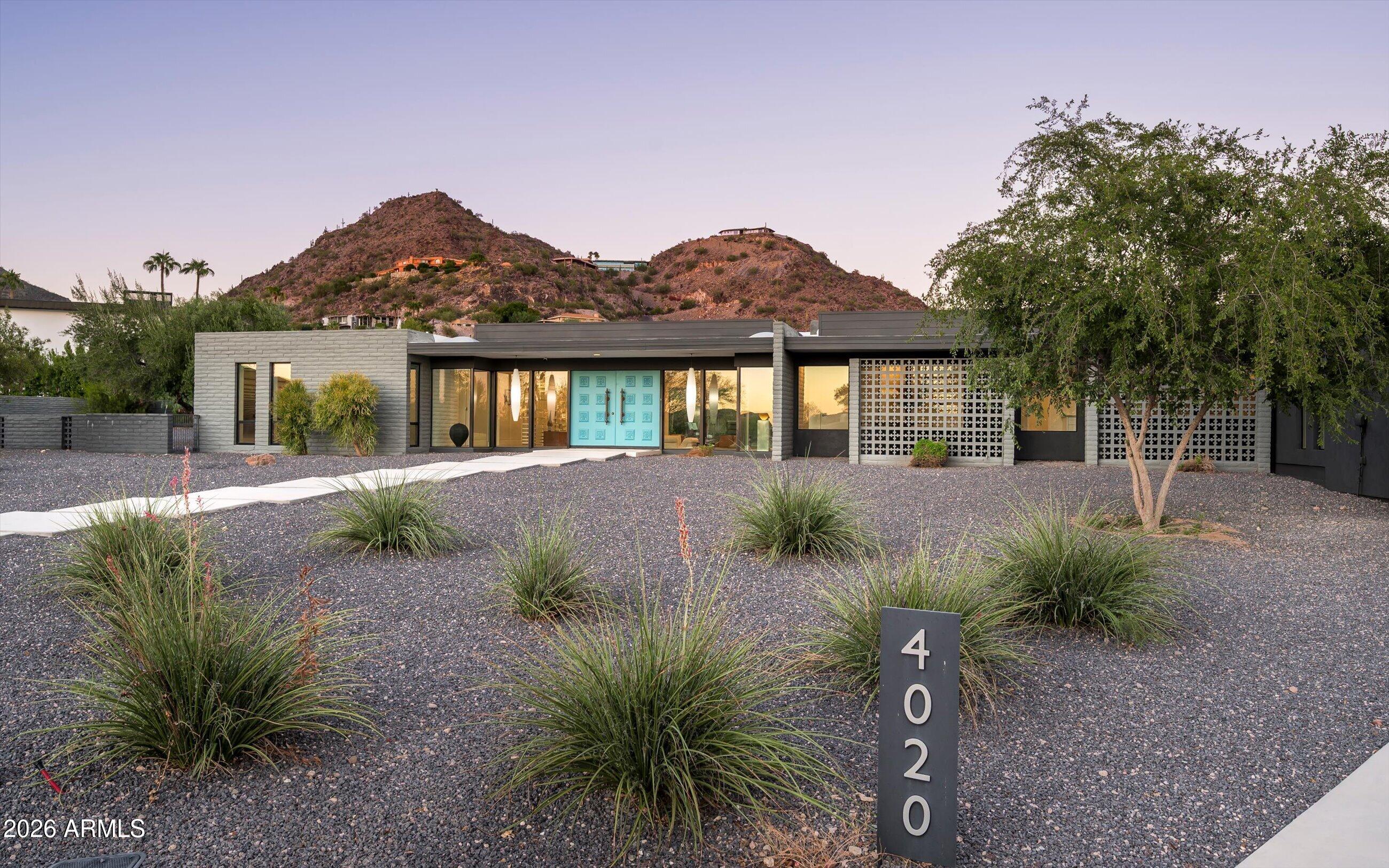 4020 E SIERRA VISTA Drive