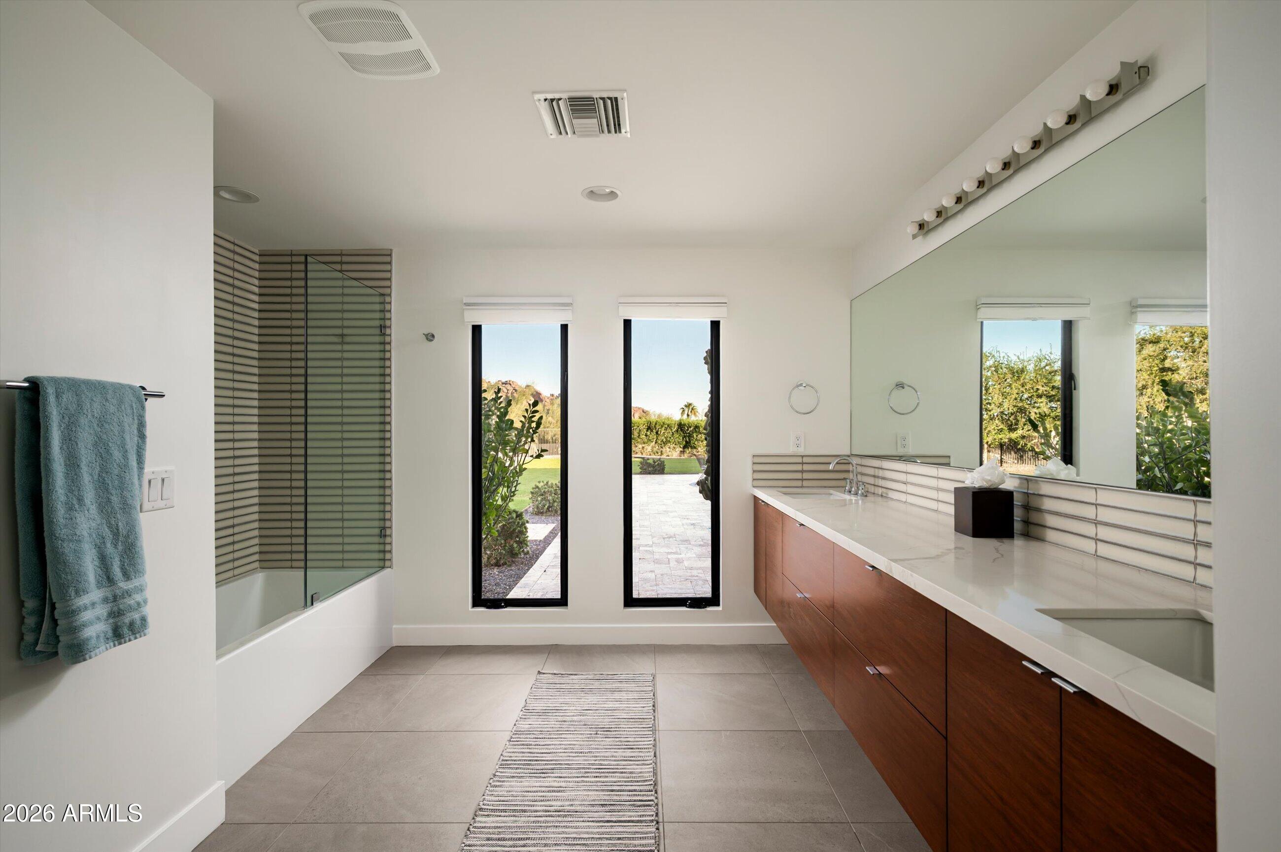 4020 E SIERRA VISTA Drive