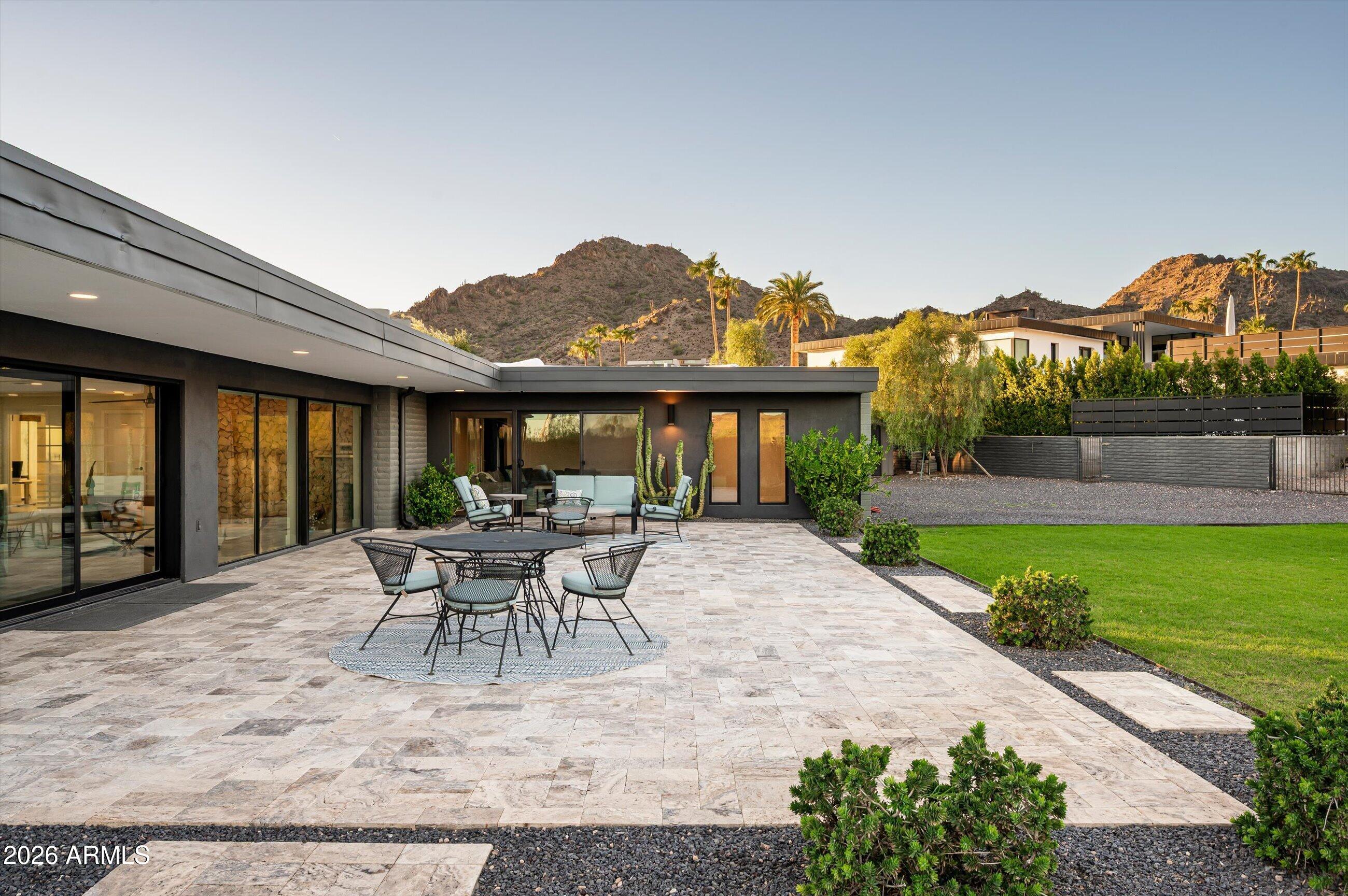 4020 E SIERRA VISTA Drive