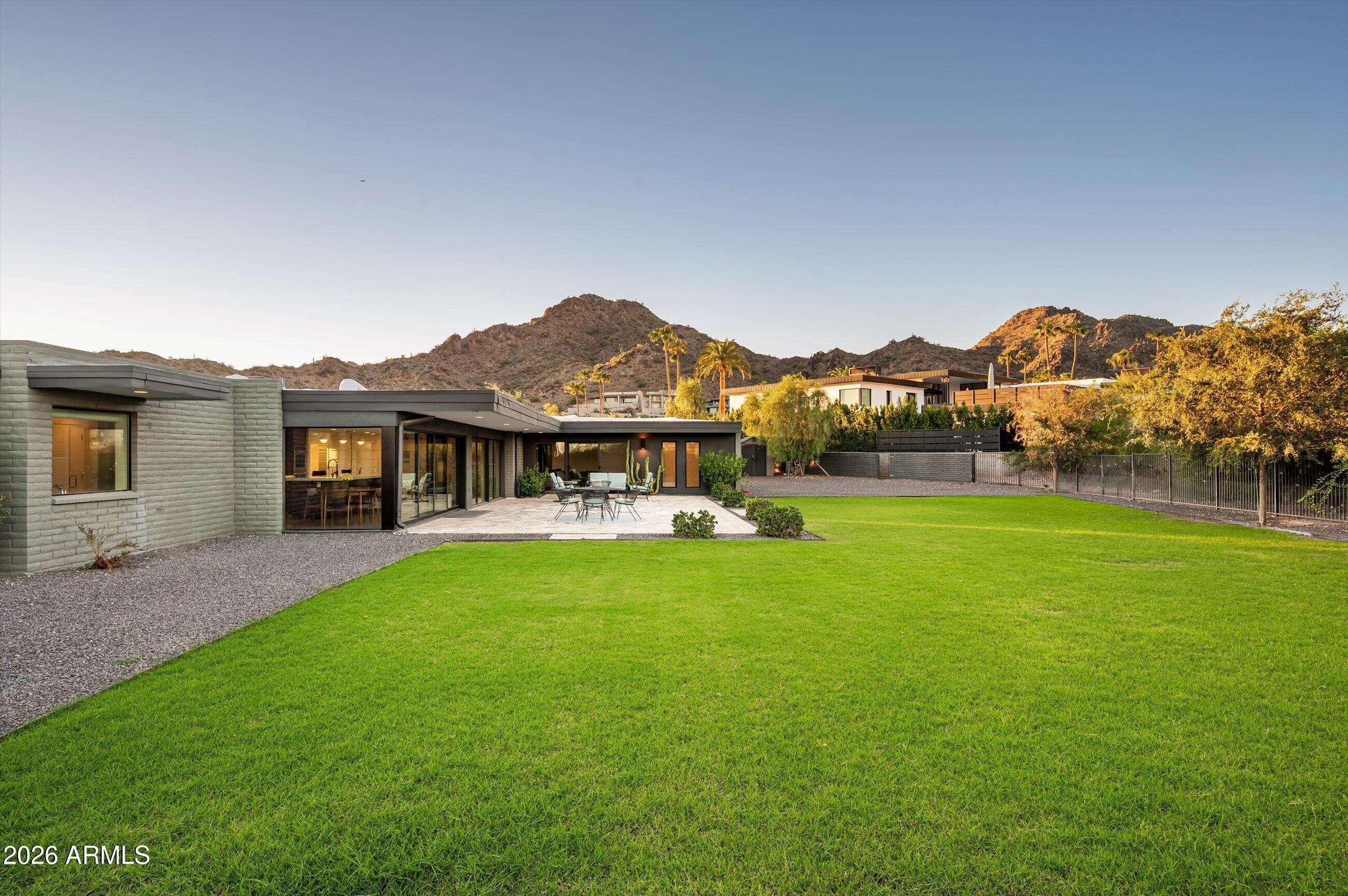 4020 E SIERRA VISTA Drive