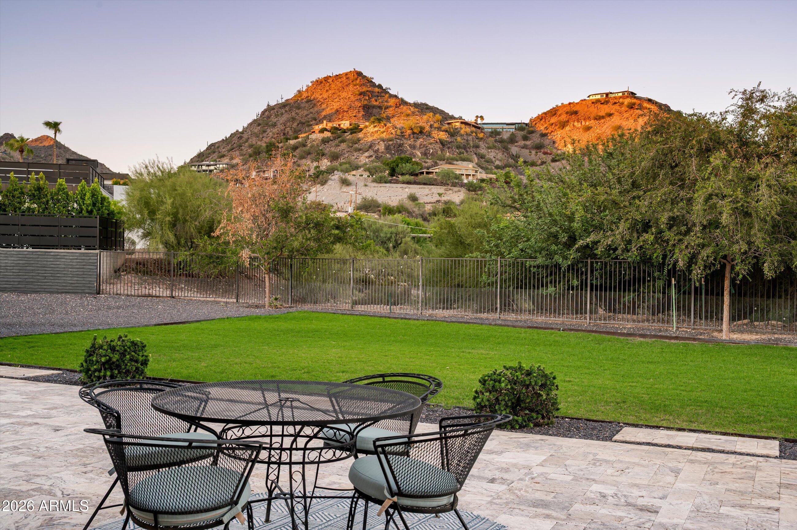 4020 E SIERRA VISTA Drive