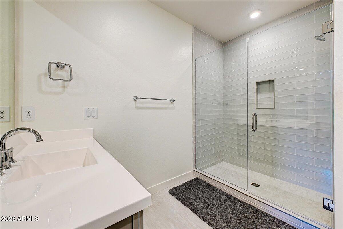 2121 W SONORAN DESERT Drive 66