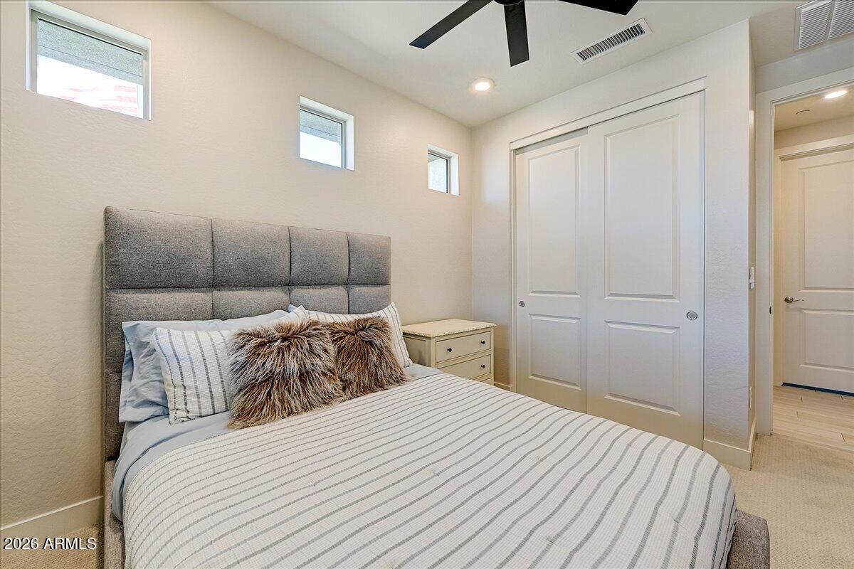 2121 W SONORAN DESERT Drive 66