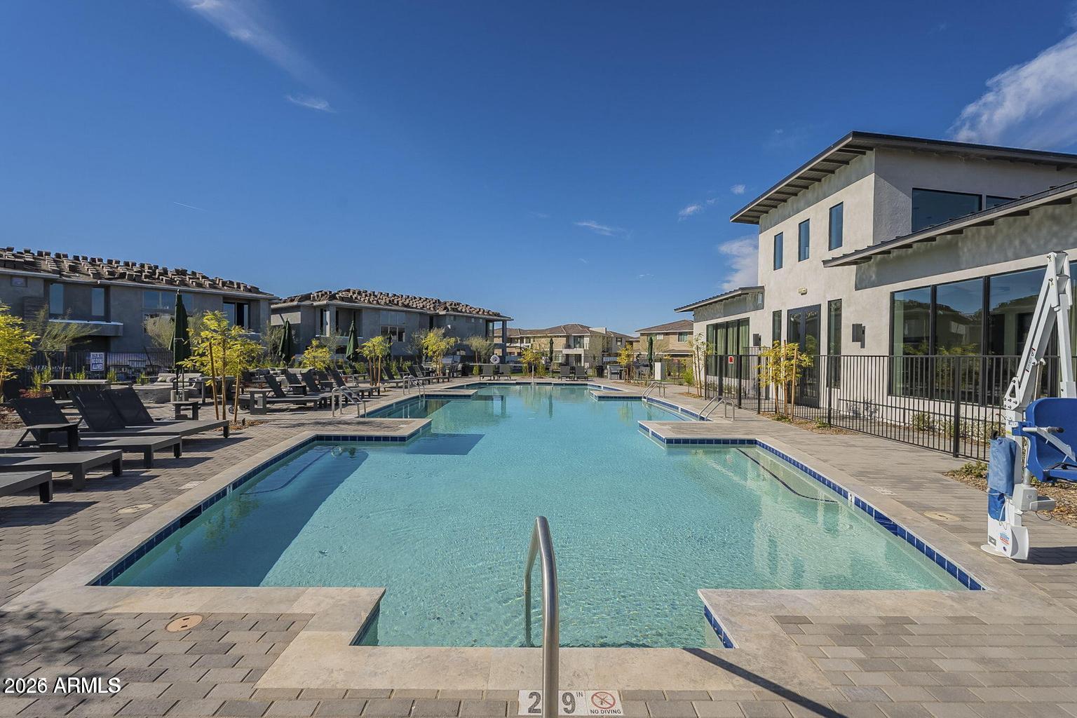 2121 W SONORAN DESERT Drive 66