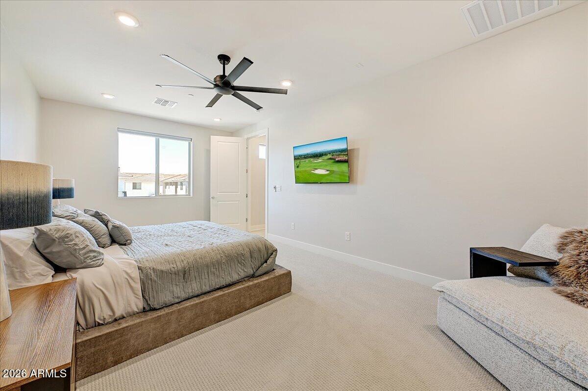 2121 W SONORAN DESERT Drive 66