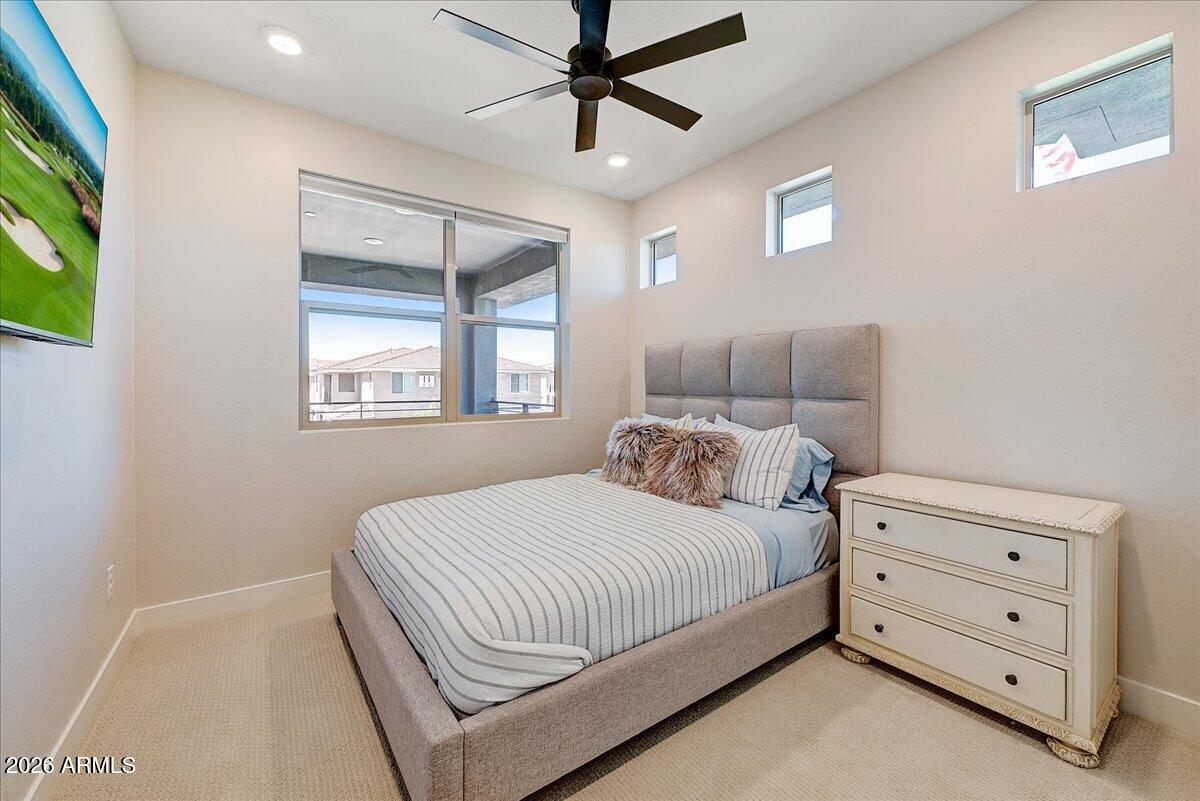 2121 W SONORAN DESERT Drive 66