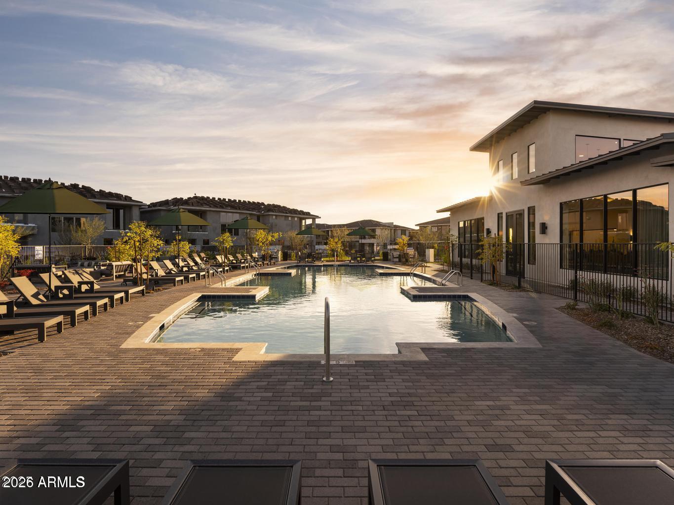 2121 W SONORAN DESERT Drive 66