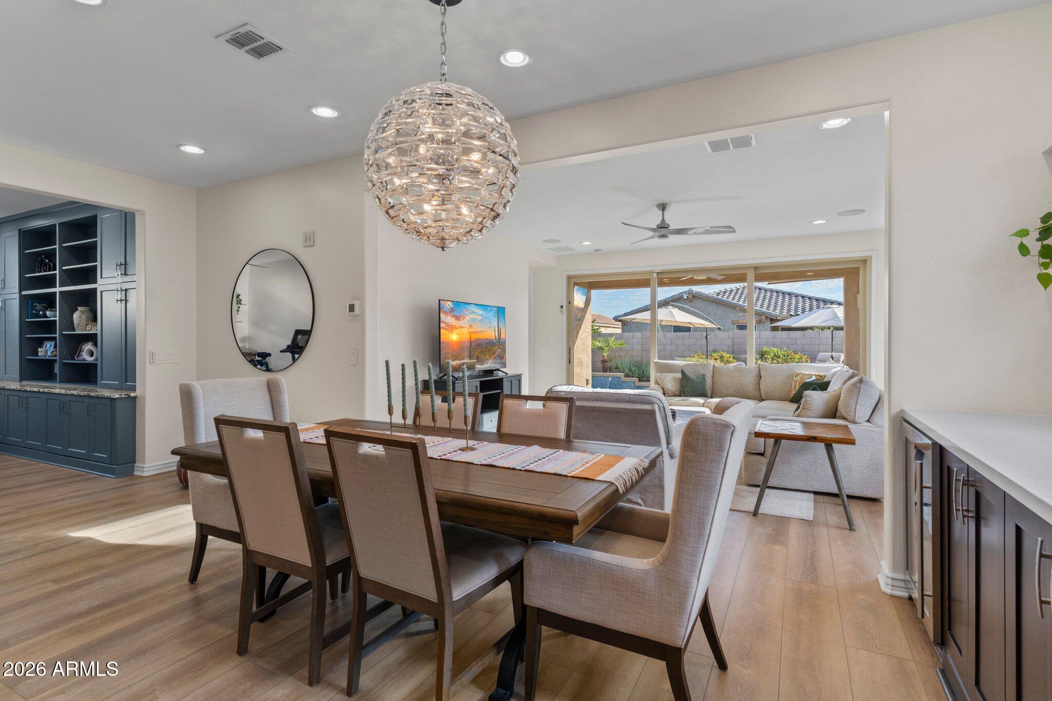 609 E PASARO Drive