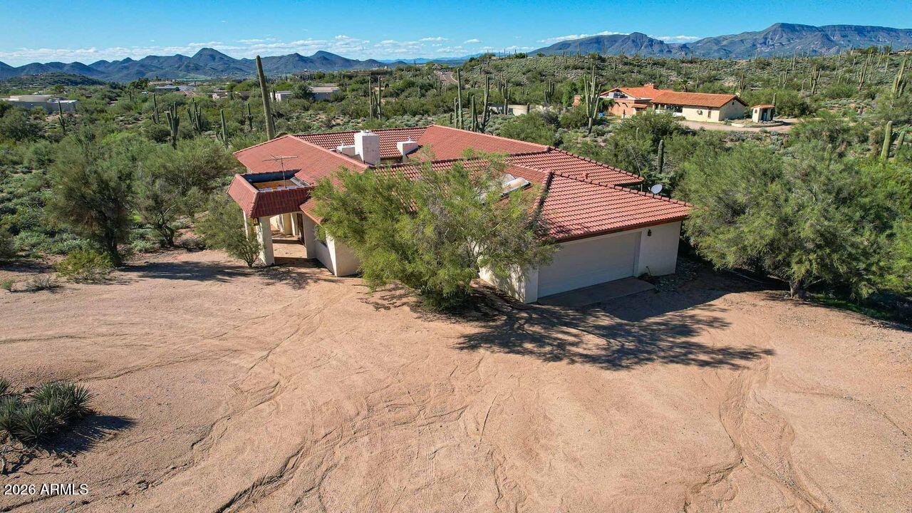 38011 N TRANQUIL Trail