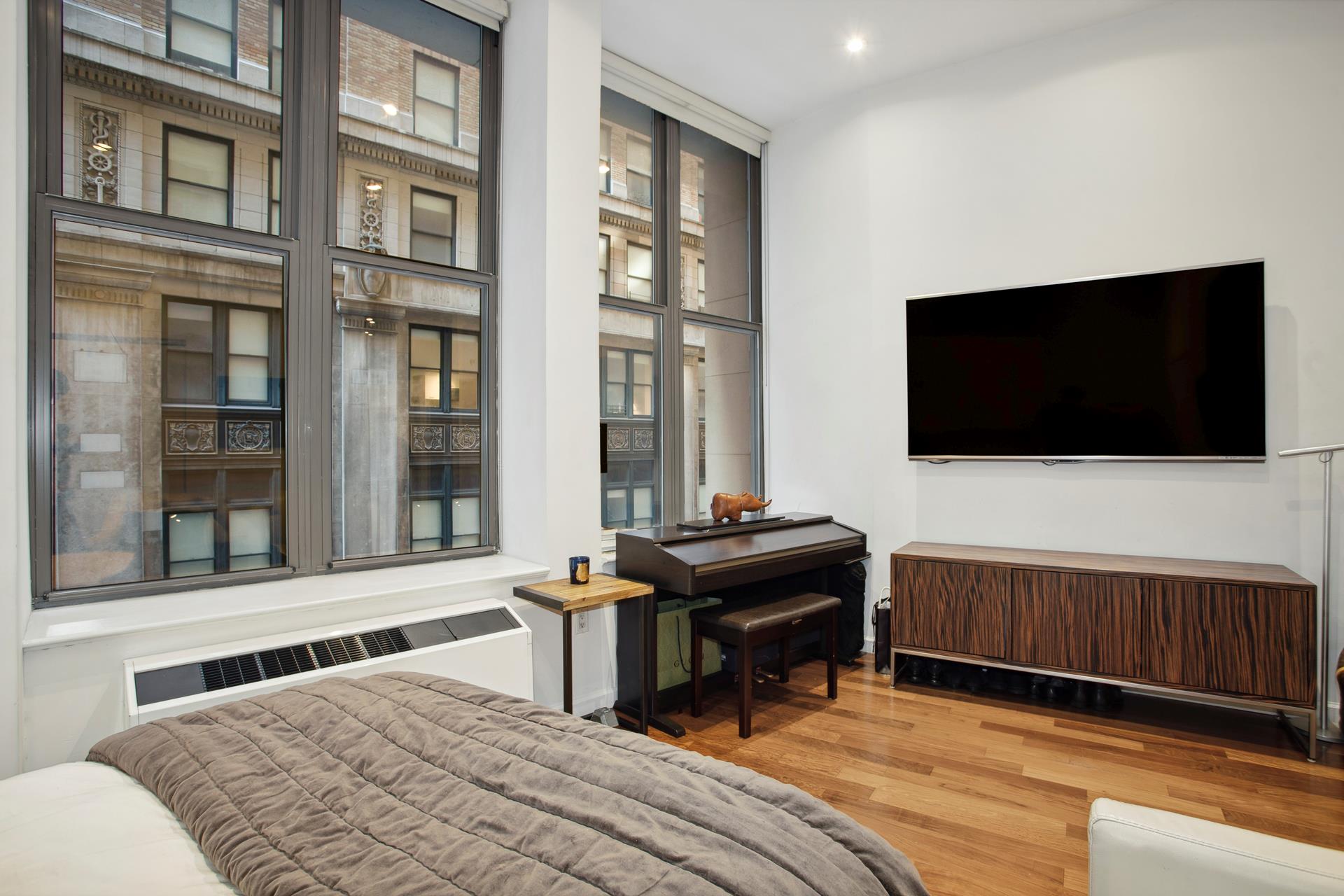 1 Wall Street Court 207