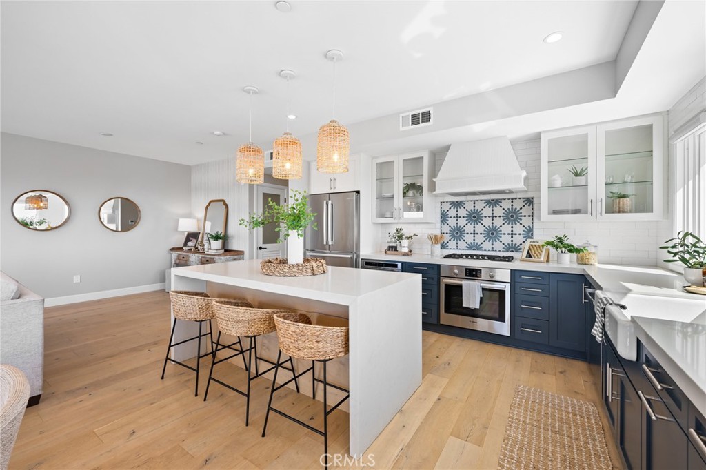 1010 S El Camino Real 208