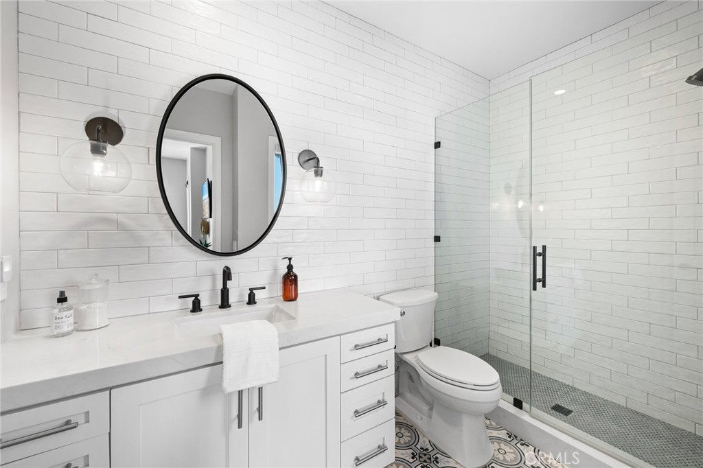 1010 S El Camino Real 208