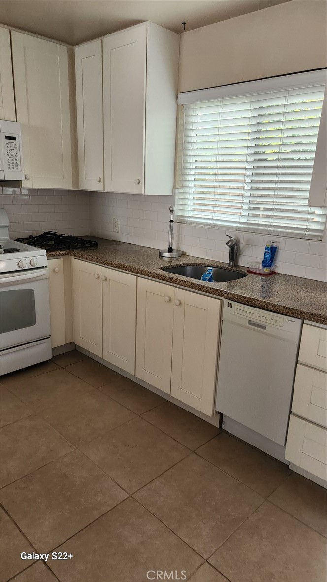 136 Avenida Florencia Unit # 1