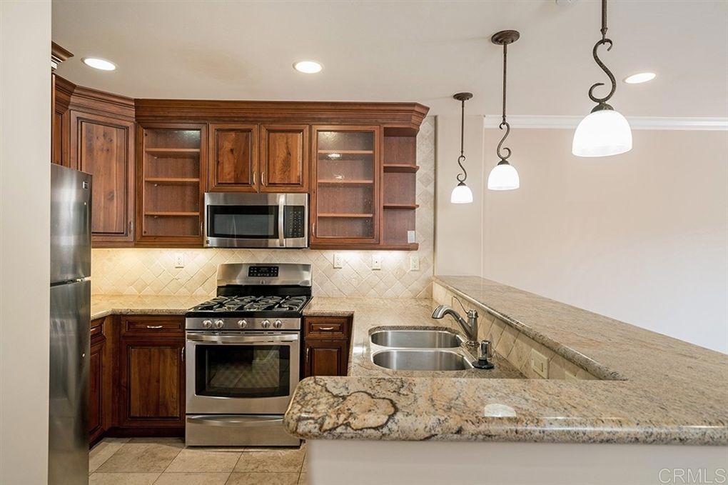 7411 Herschel Avenue 2E