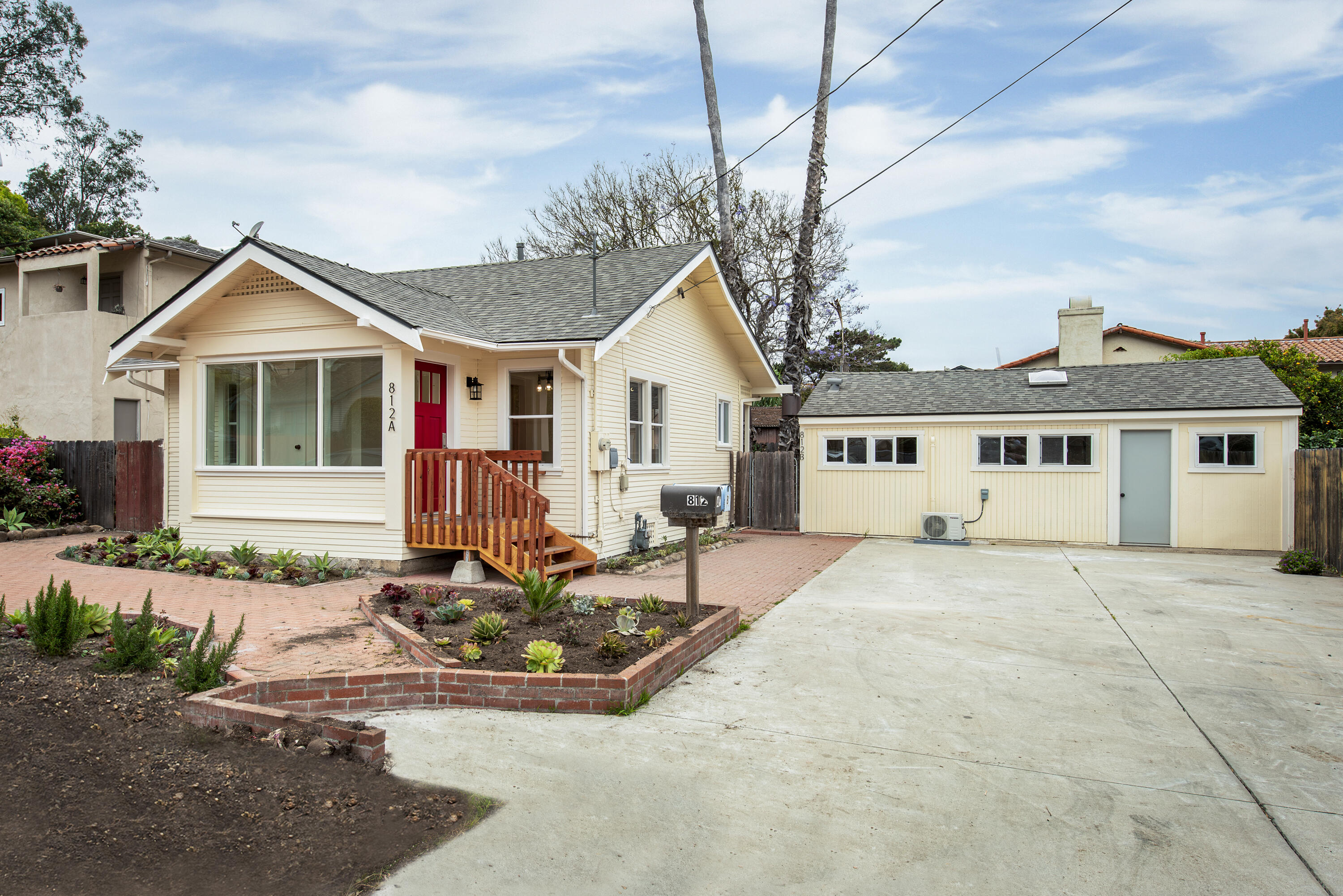 812 W W Figueroa Street