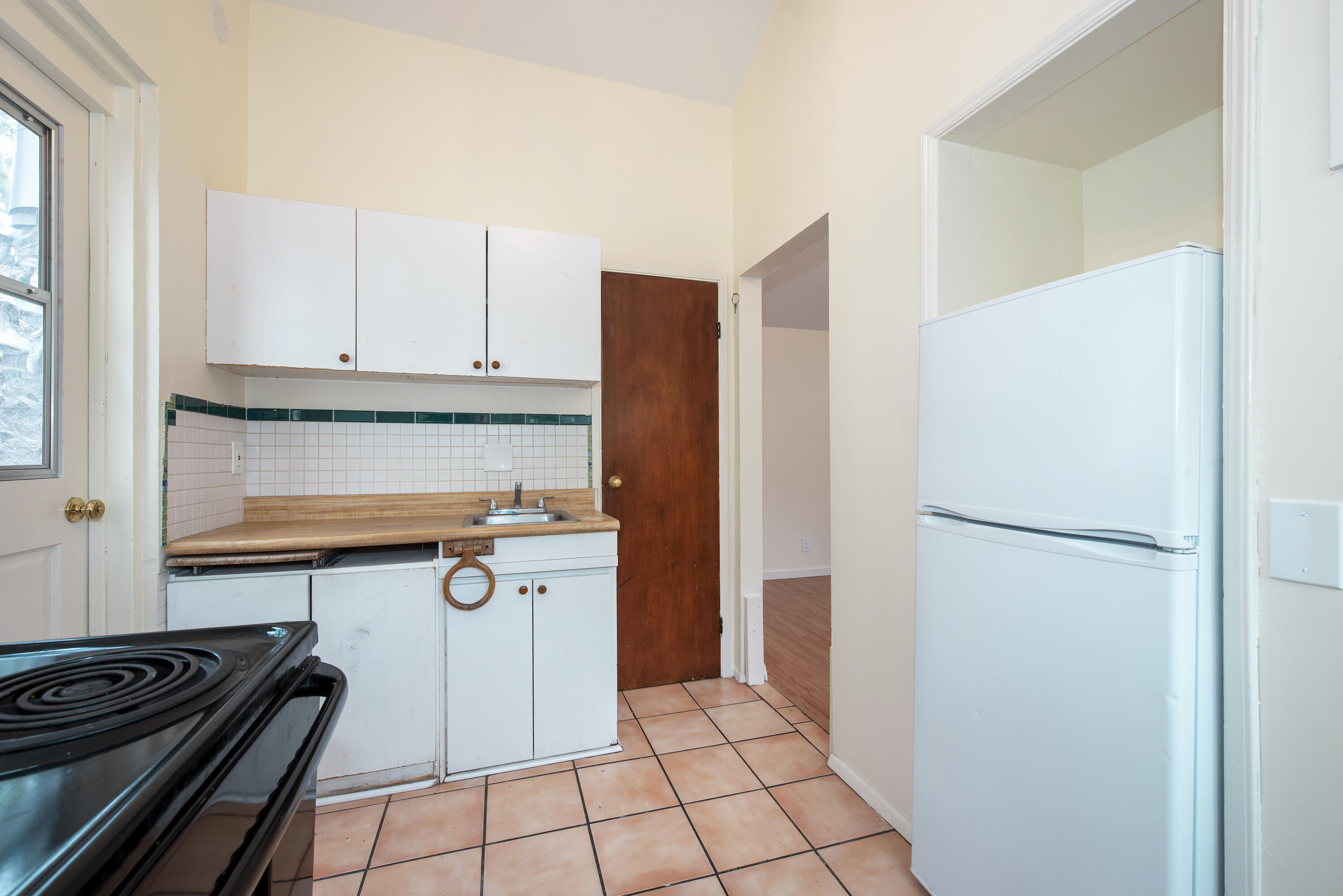 812 W W Figueroa Street