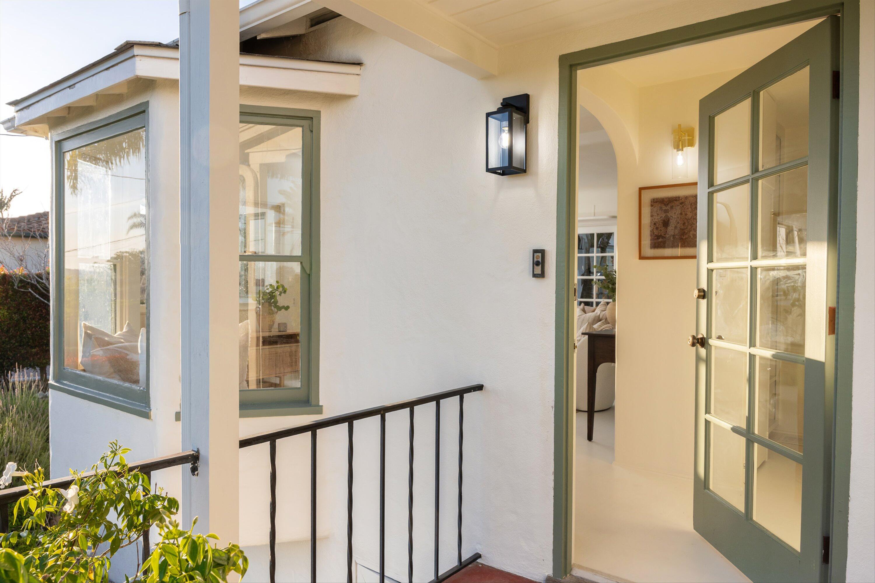 1545 Knoll Circle Drive