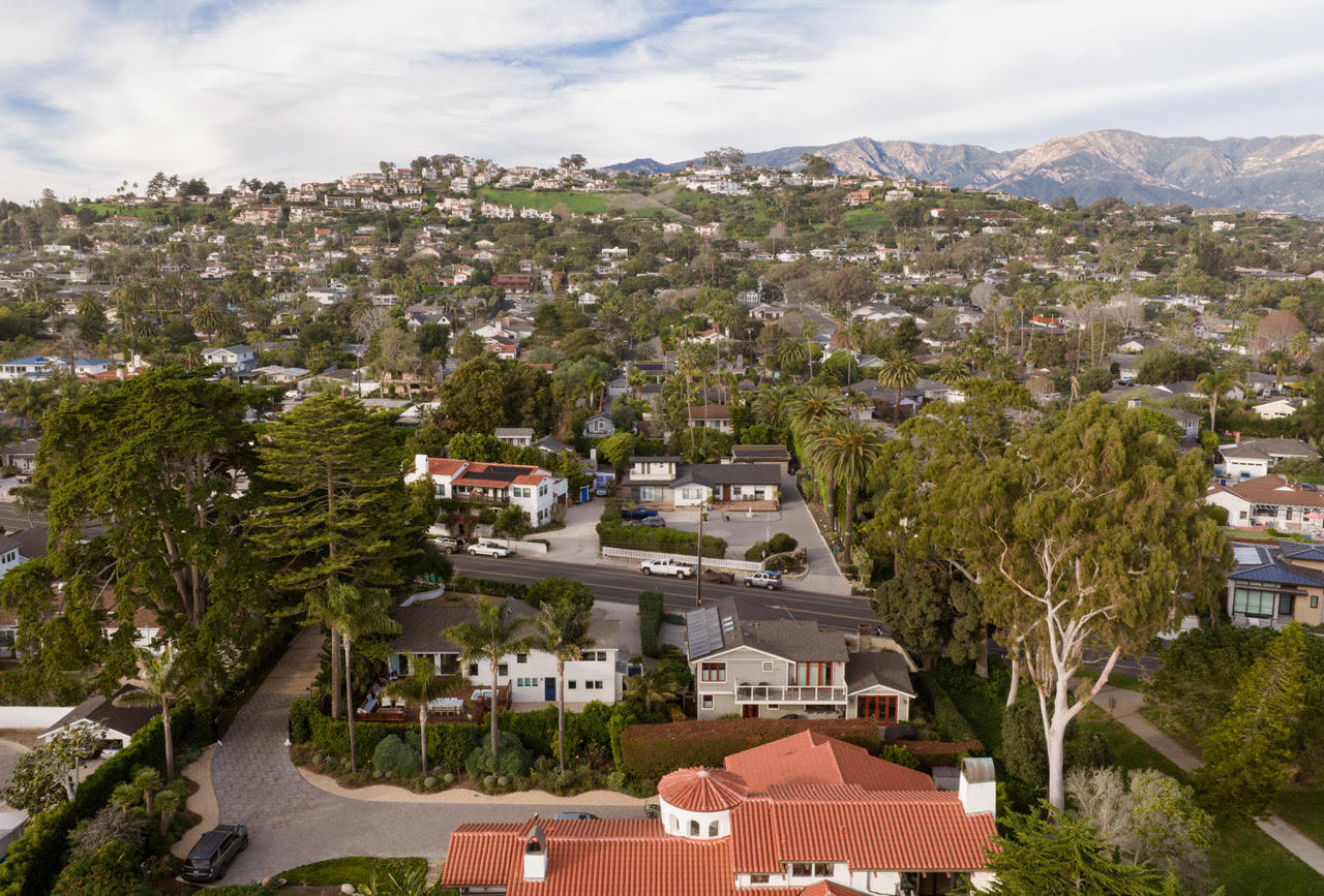 1413 Shoreline Drive