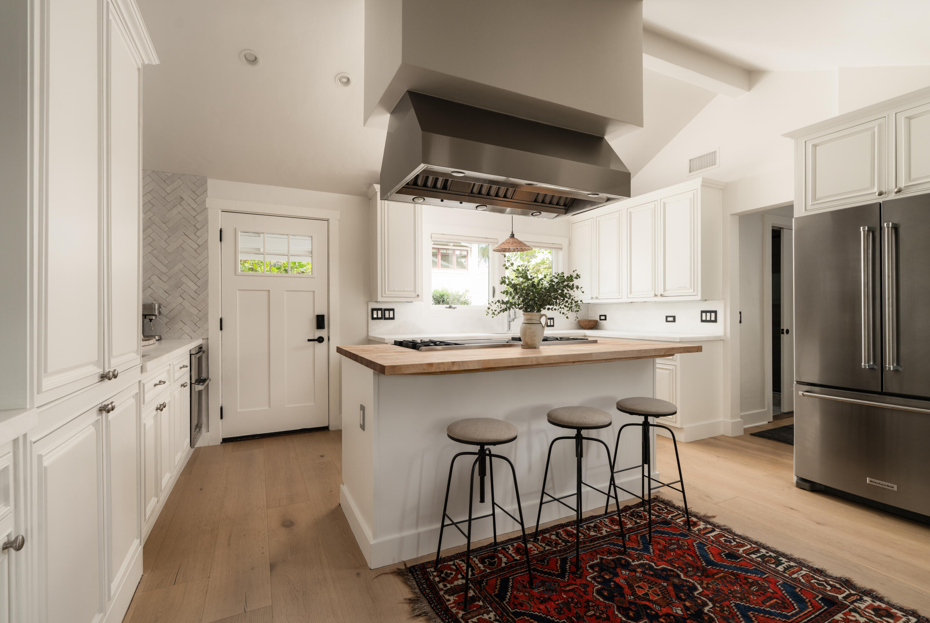 1413 Shoreline Drive