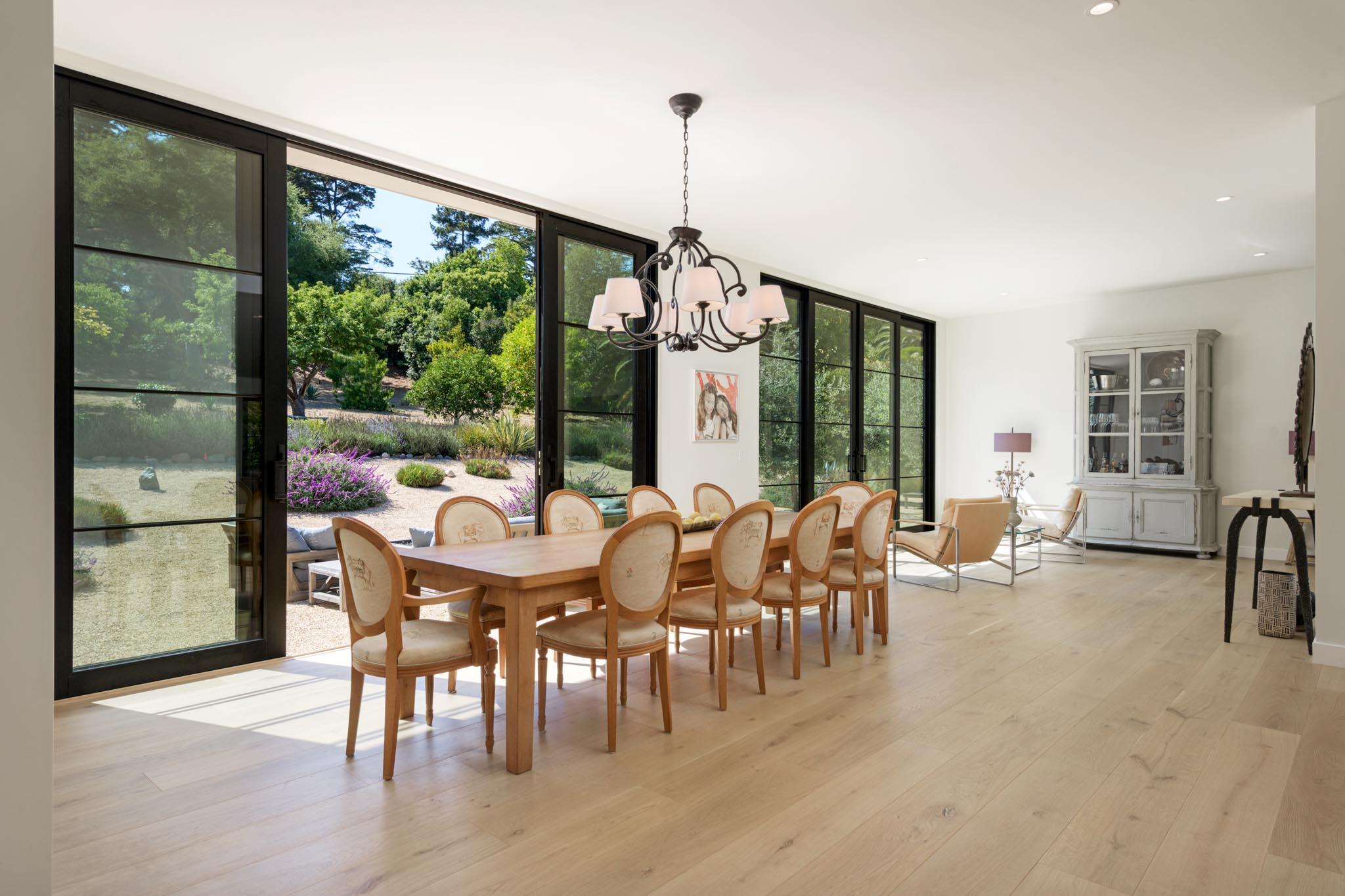 939 Las Palmas Drive