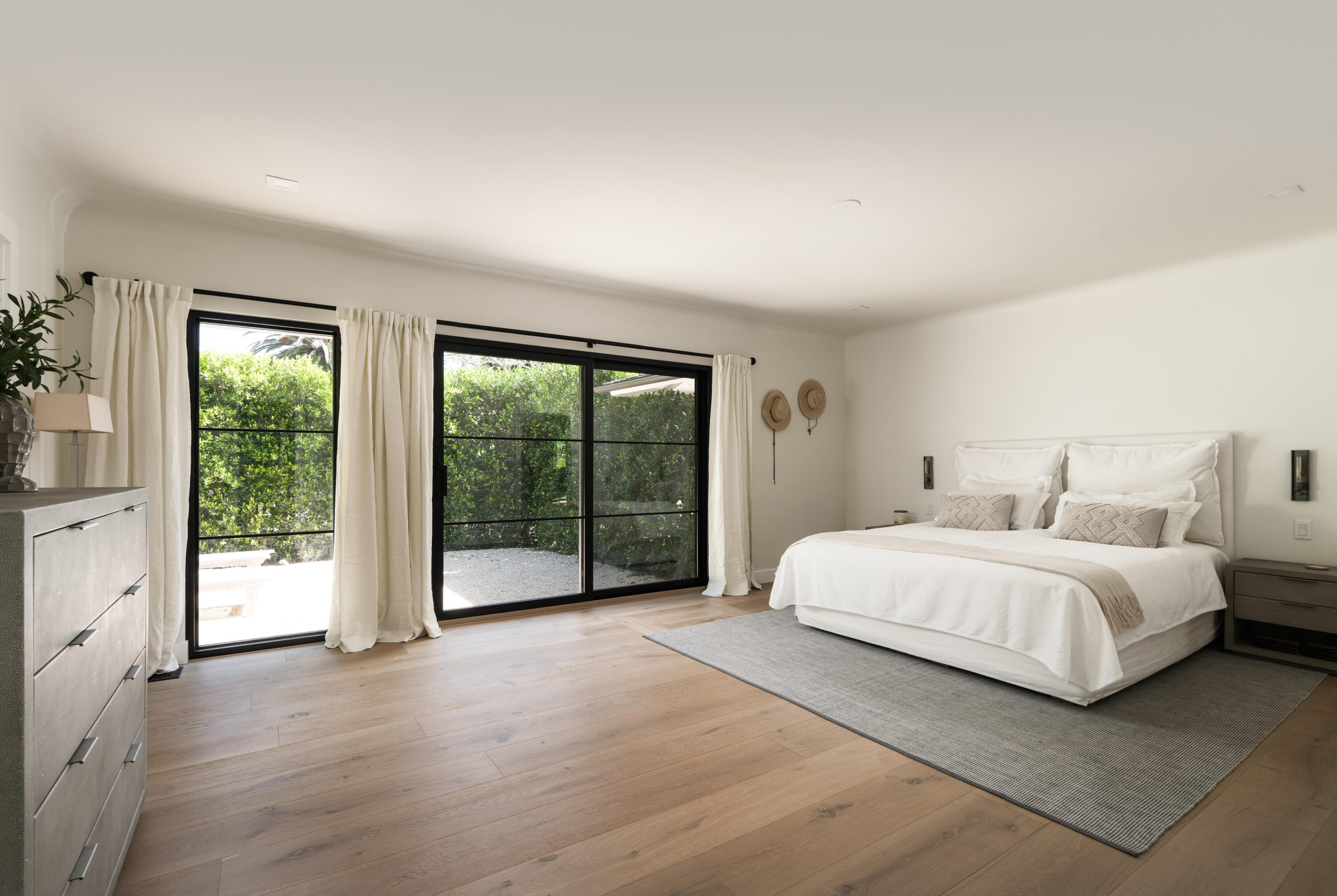 939 Las Palmas Drive