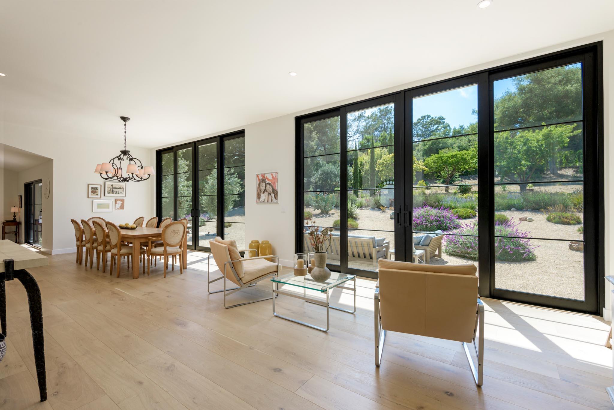 939 Las Palmas Drive