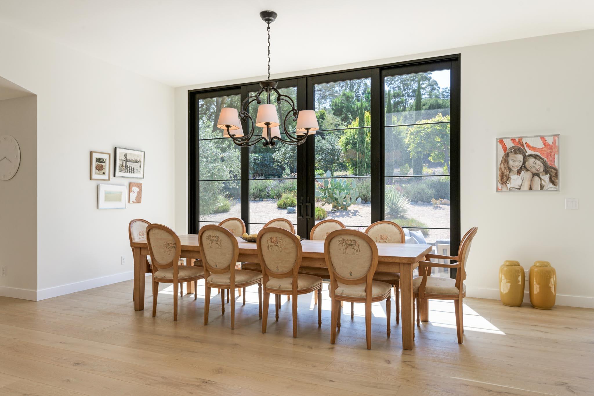 939 Las Palmas Drive