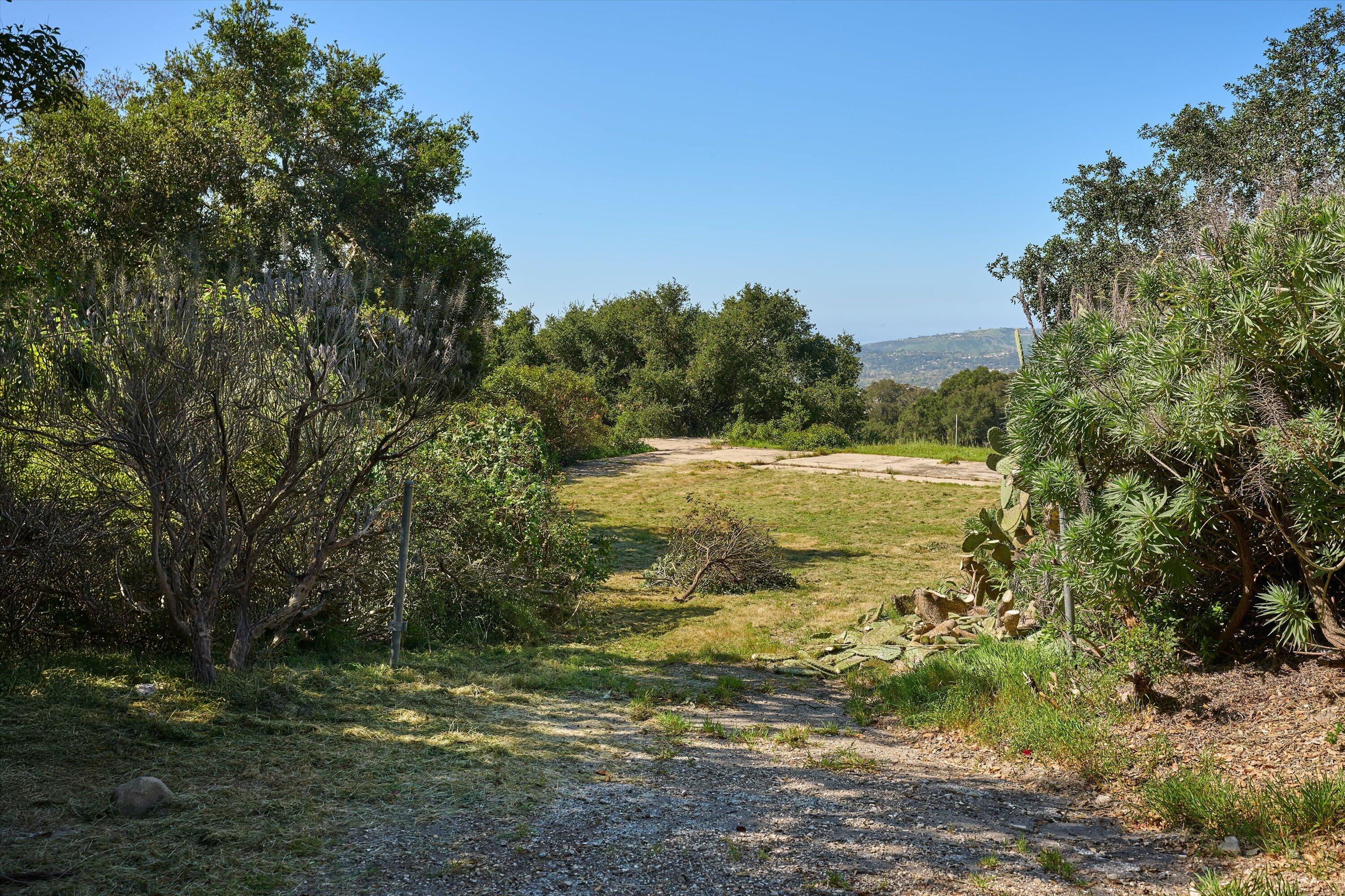 1031 Las Alturas Road