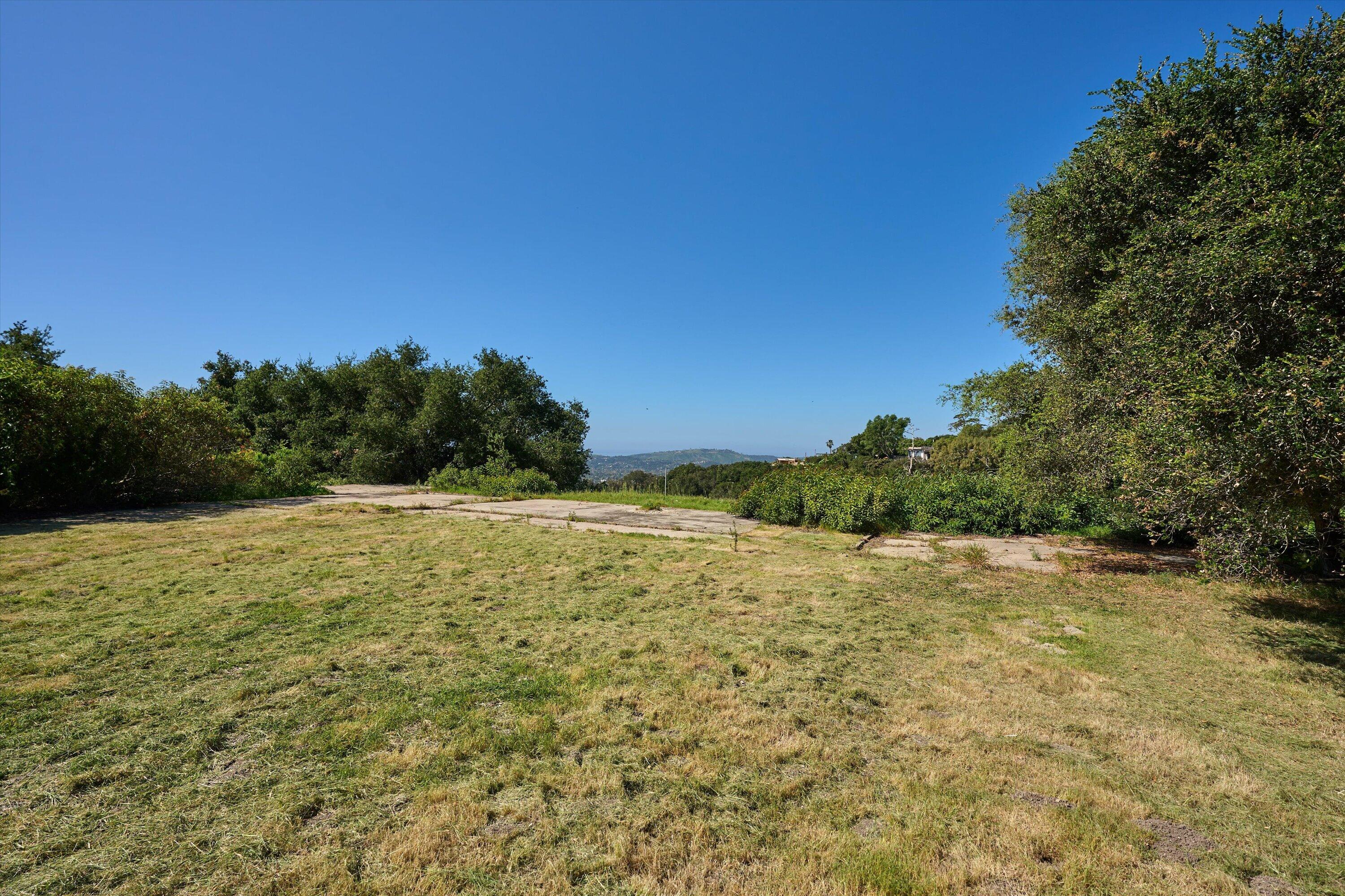 1031 Las Alturas Road