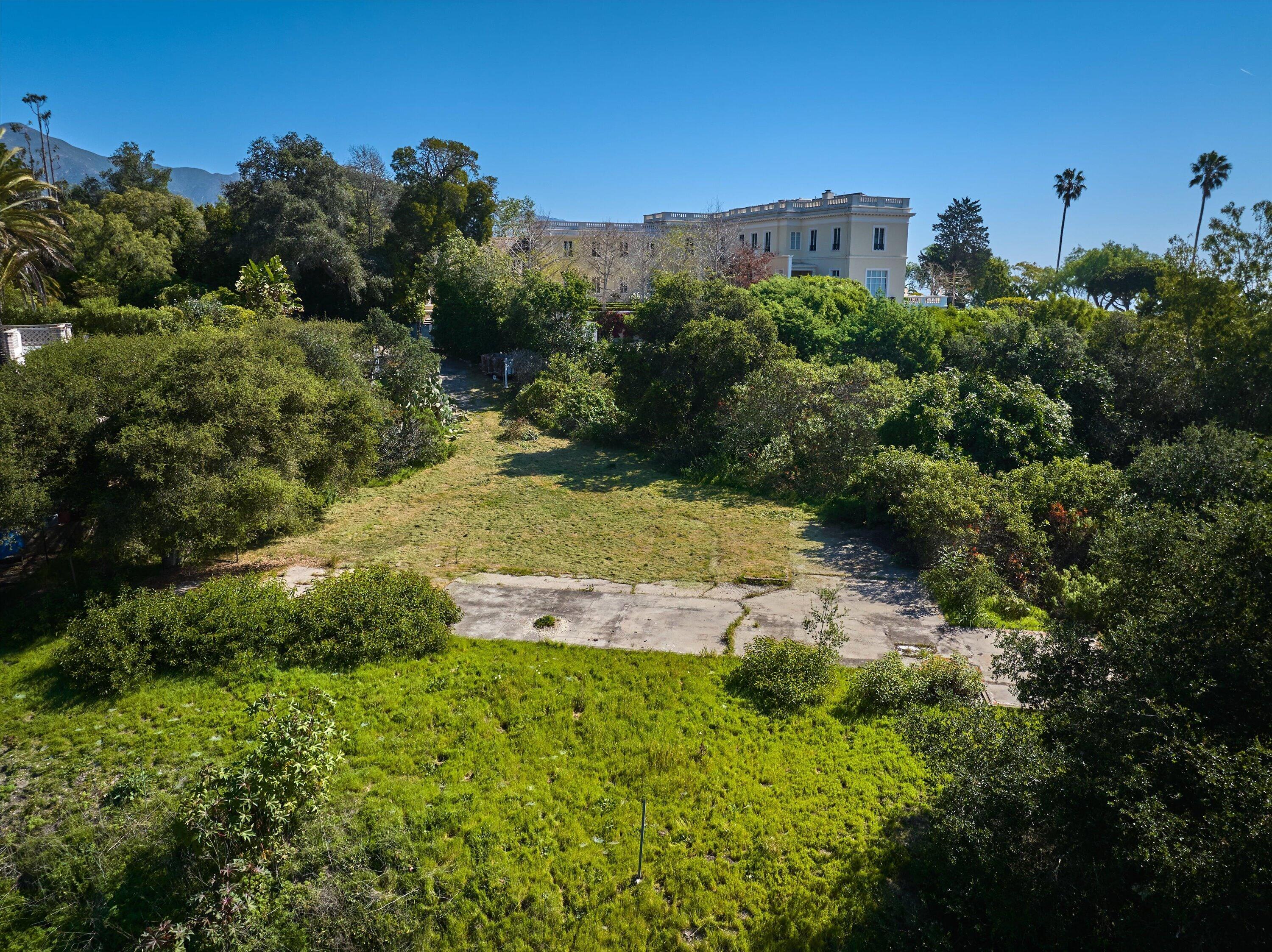 1031 Las Alturas Road