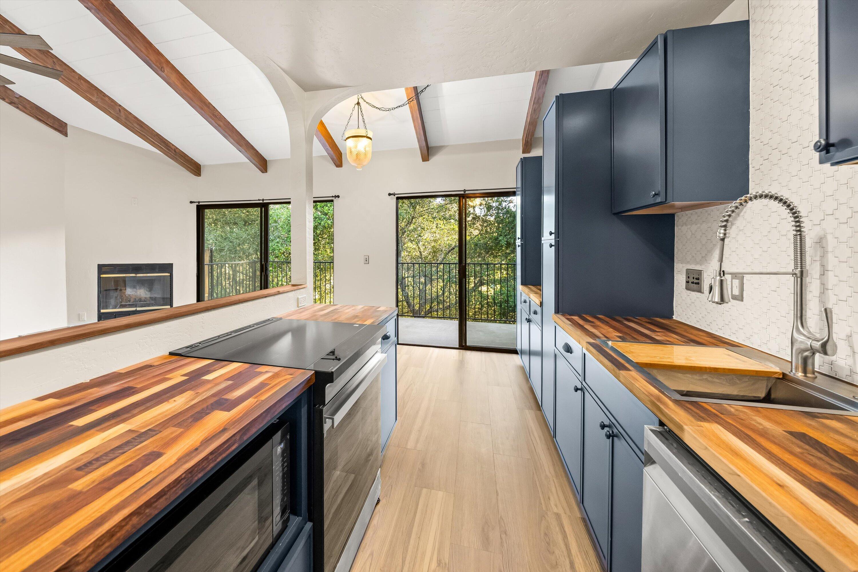 850 Highland Drive Apt 6