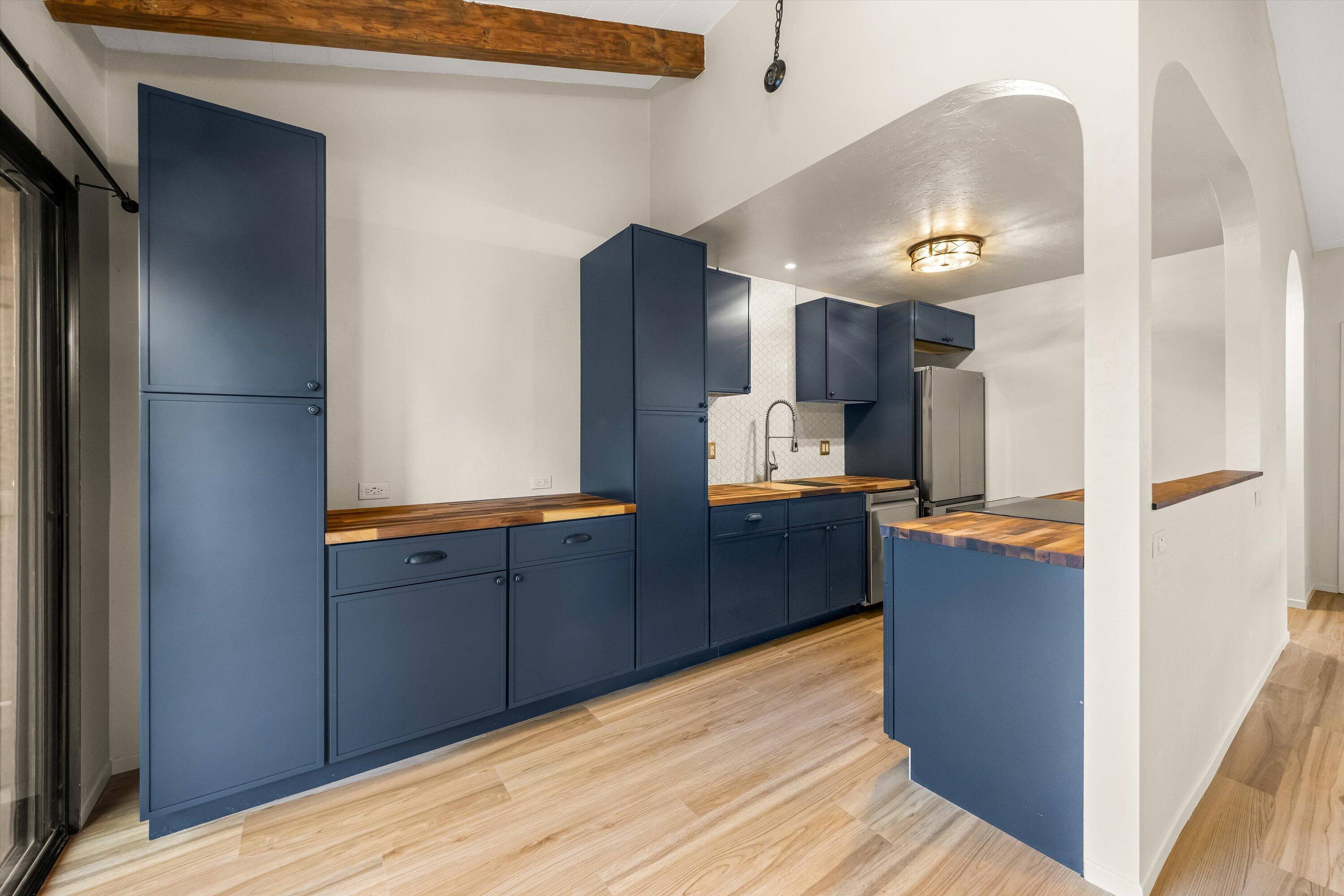 850 Highland Drive Apt 6