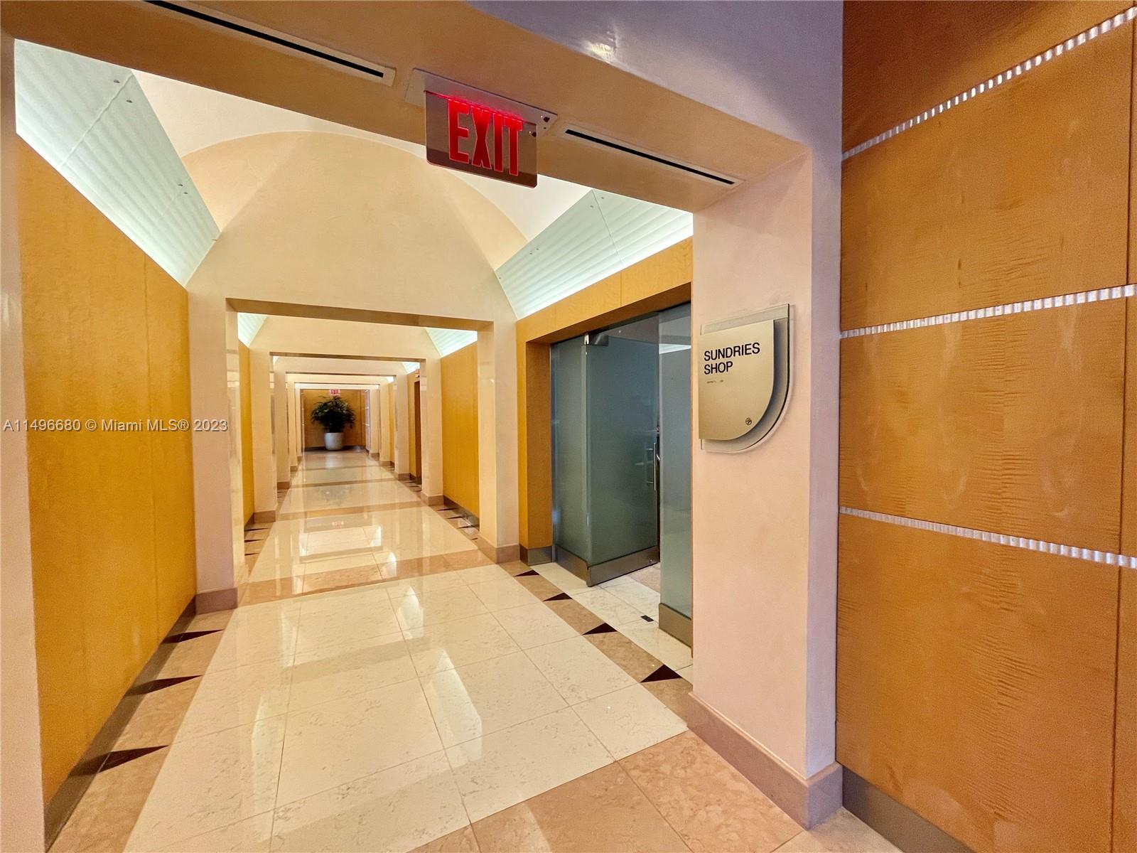 2127 Brickell Ave Unit: 1204