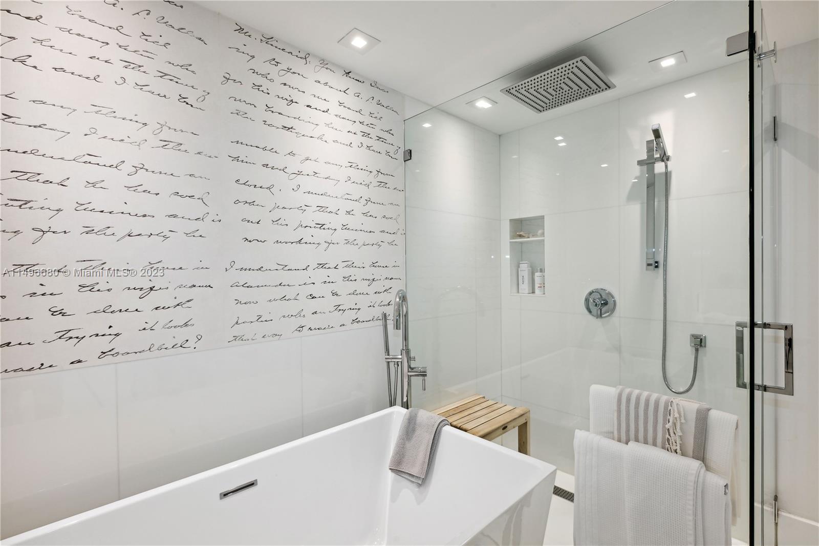 2127 Brickell Ave Unit: 1204