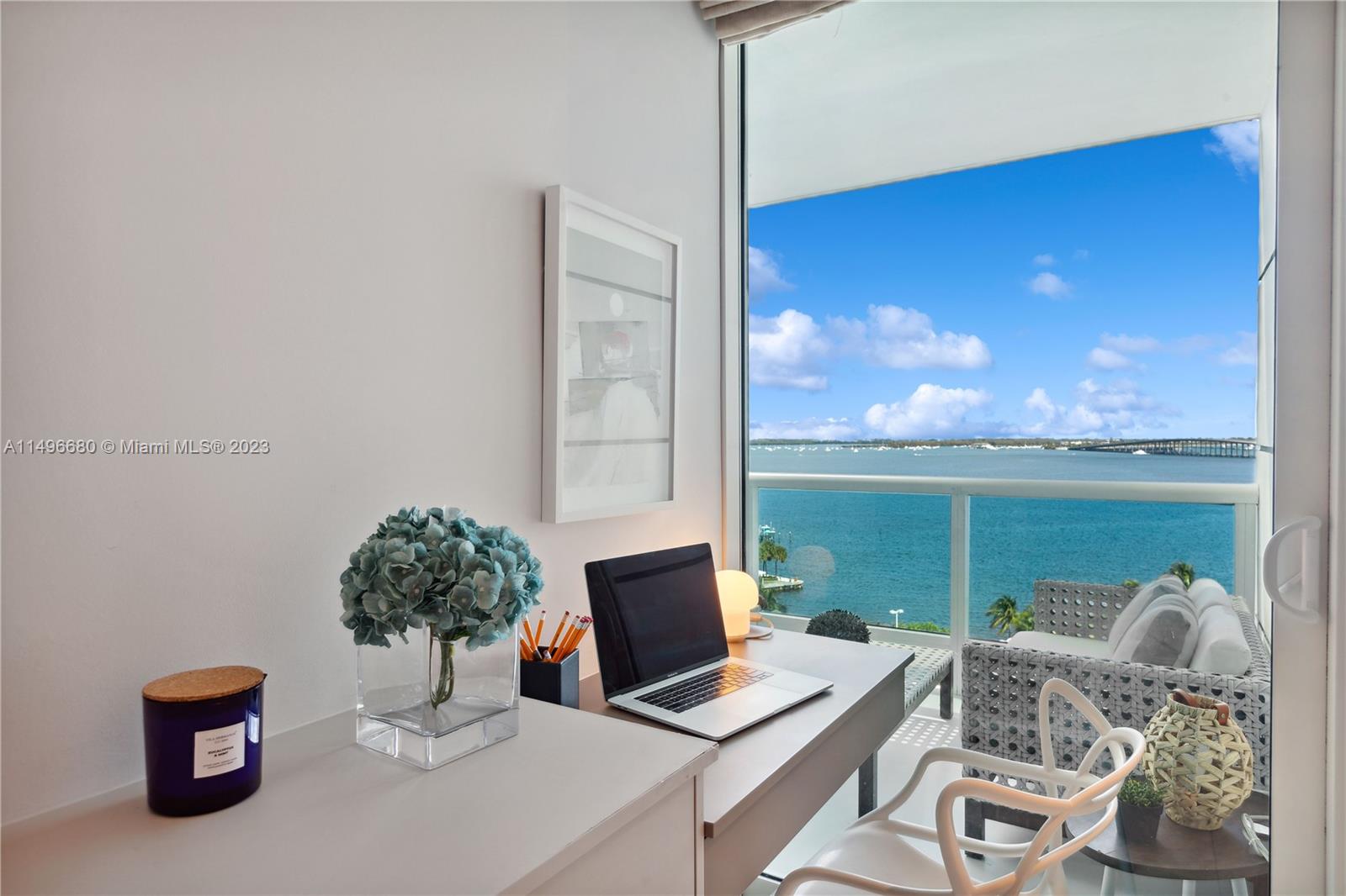 2127 Brickell Ave Unit: 1204