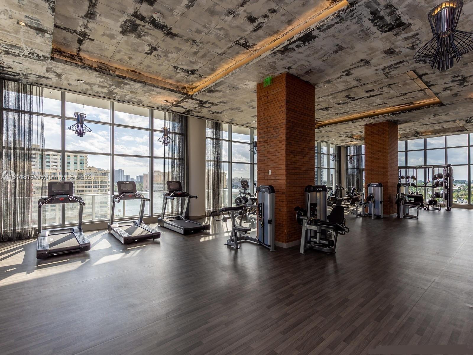 4010 S Ocean Dr # R1401