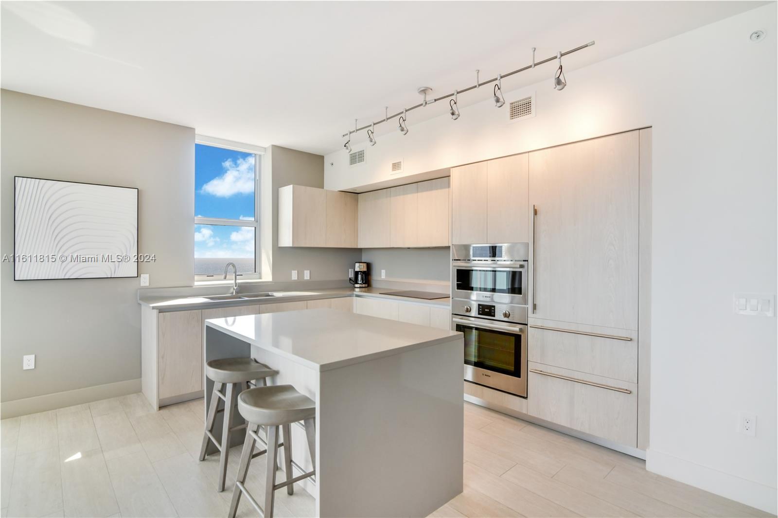 4010 S Ocean Dr # R1401