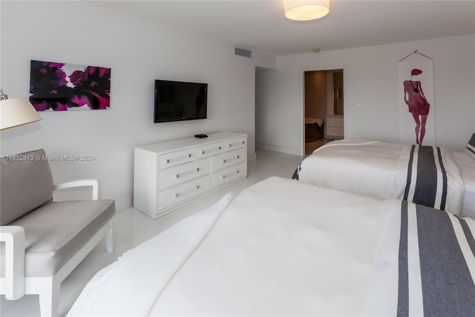 5161 Collins Ave # 1718