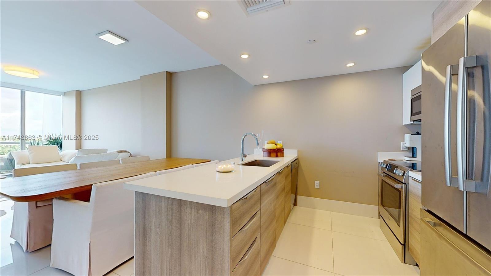 9940 W Bay Harbor Dr Unit: 5E-N