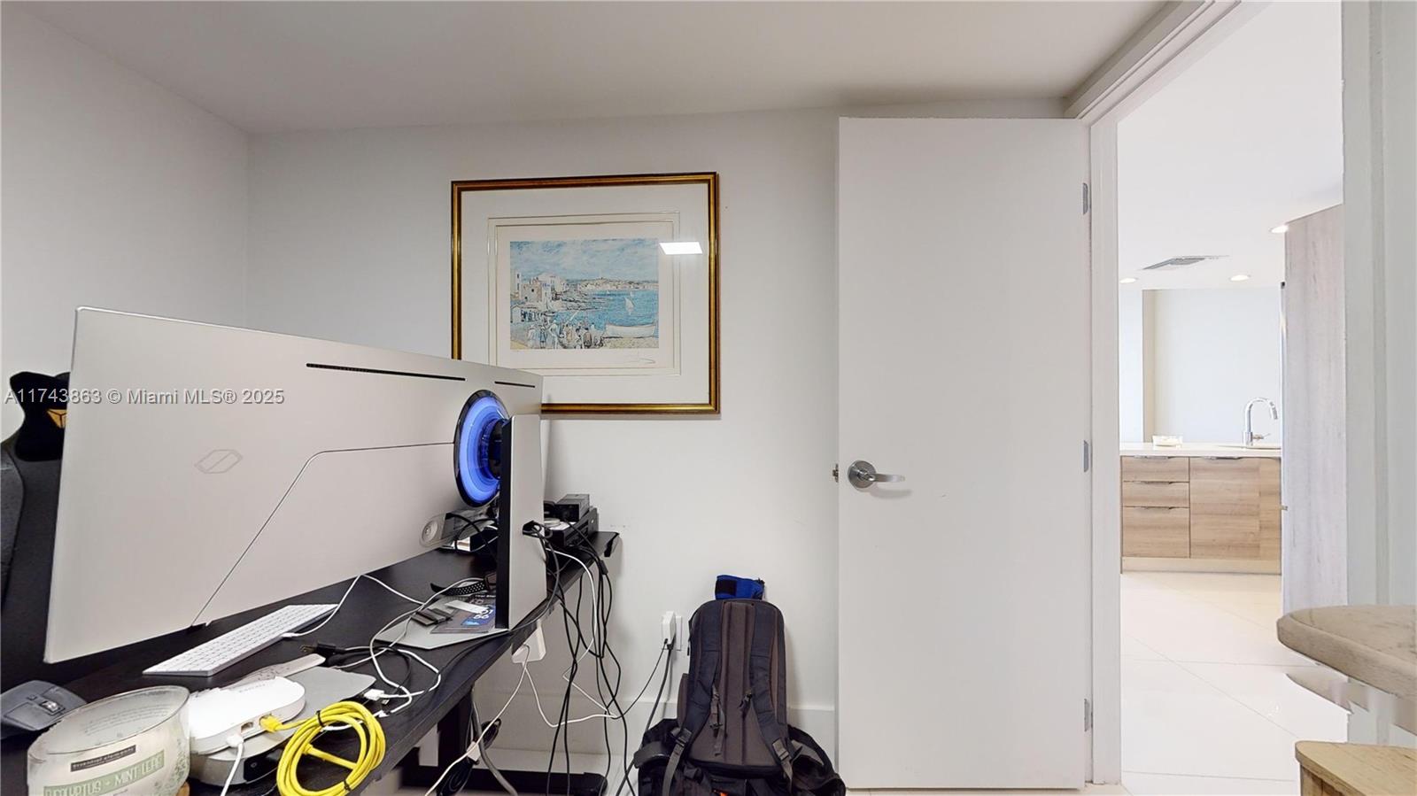 9940 W Bay Harbor Dr Unit: 5E-N