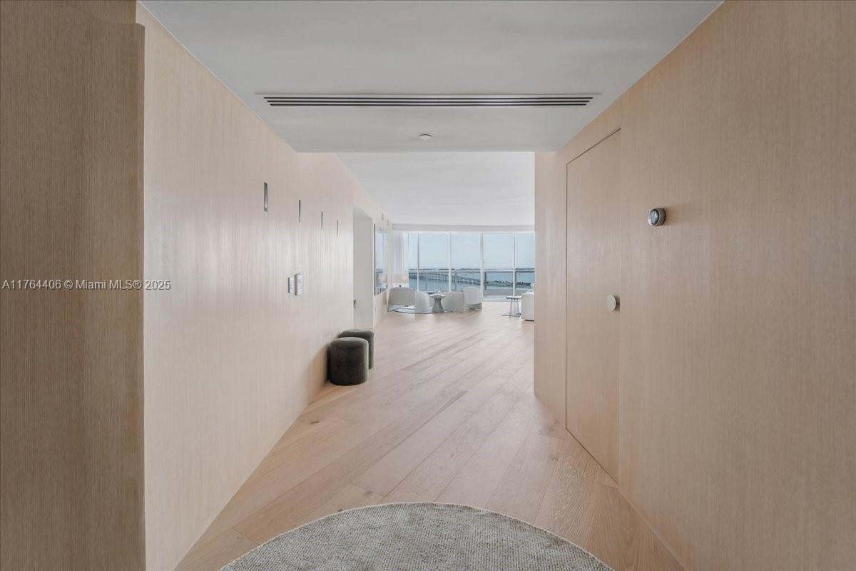 2127 Brickell Ave # 2301