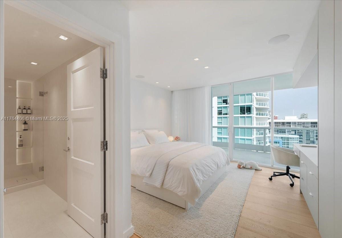 2127 Brickell Ave # 2301