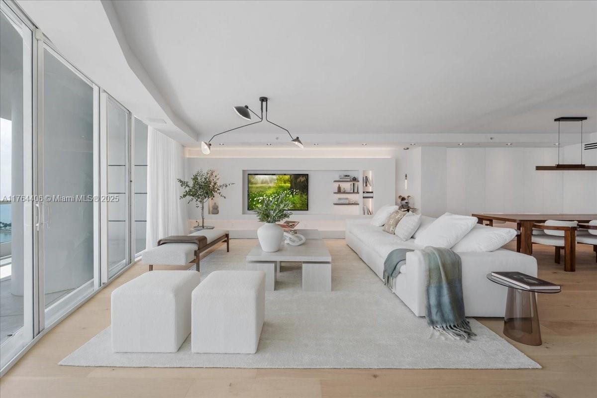 2127 Brickell Ave # 2301