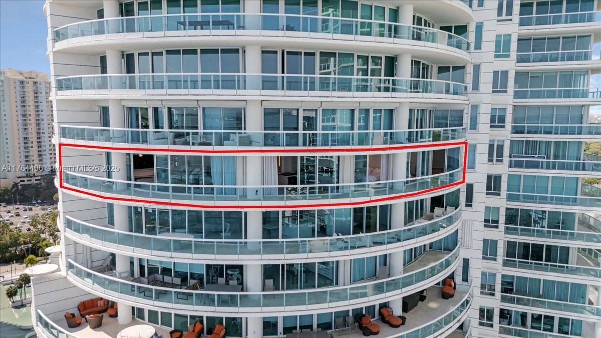 2127 Brickell Ave # 2301