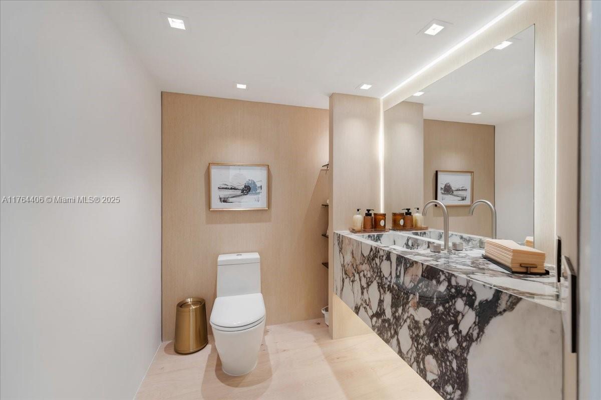 2127 Brickell Ave # 2301
